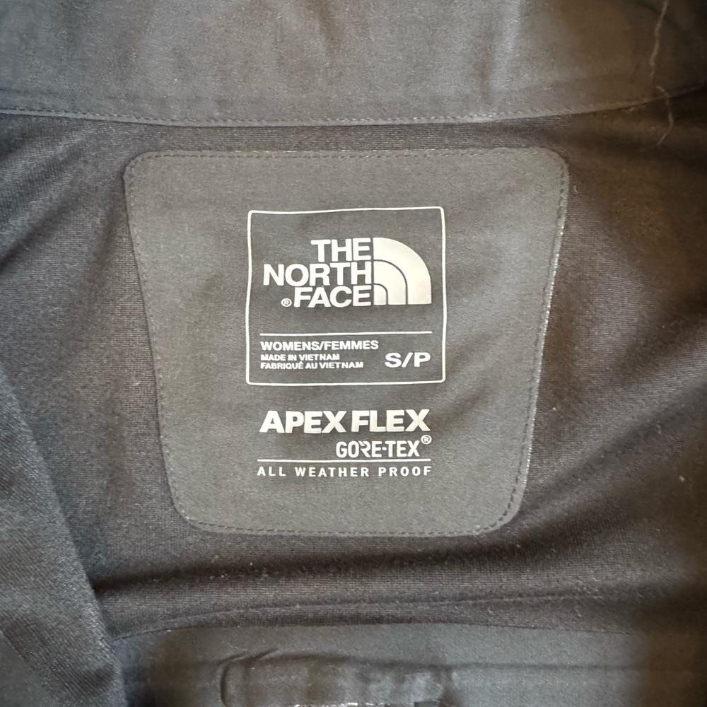 The North Face Women's Apex Flex GTx Trench - Picture 5 of 6